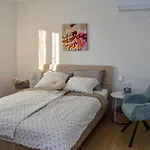 Awesome In فودنيان