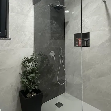 Lovely In Дом отдыха *